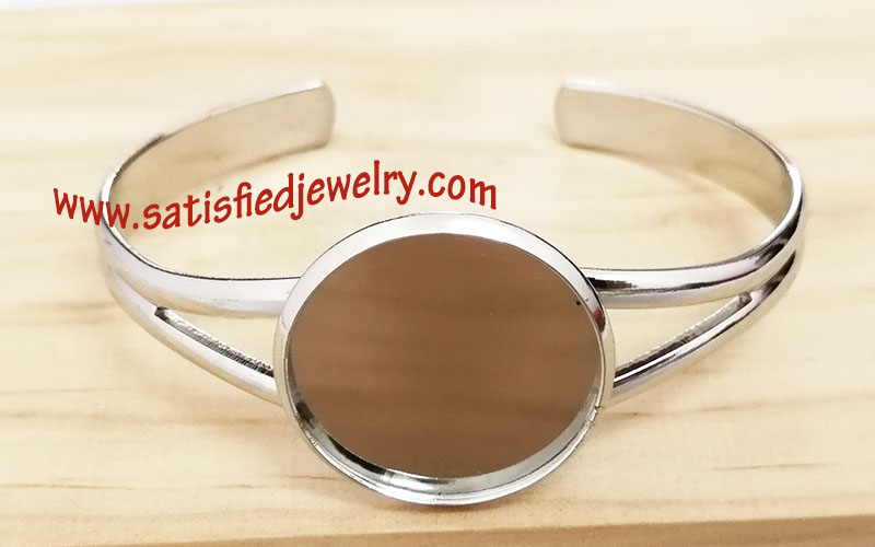 BANGLE0042 - 1.jpg
