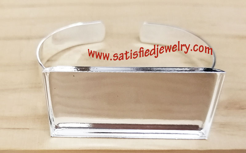 BANGLE0035 - 1.jpg