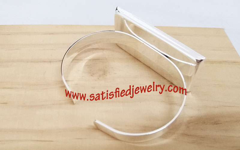 BANGLE0035 - 4.jpg