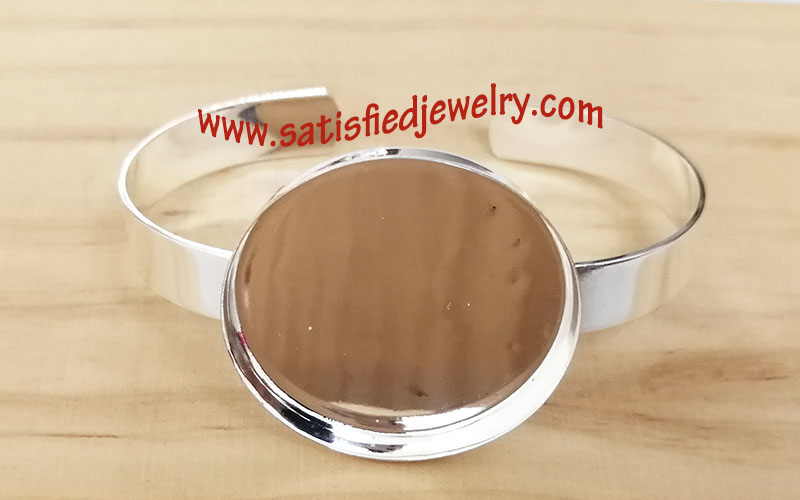 BANGLE0033 - 1.jpg