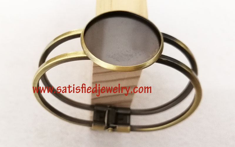 BANGLE0026 - 5.jpg