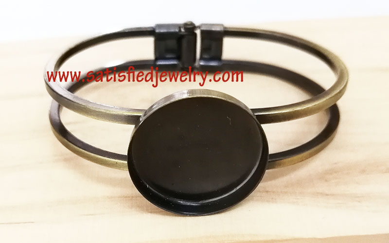 BANGLE0024 - 1.jpg
