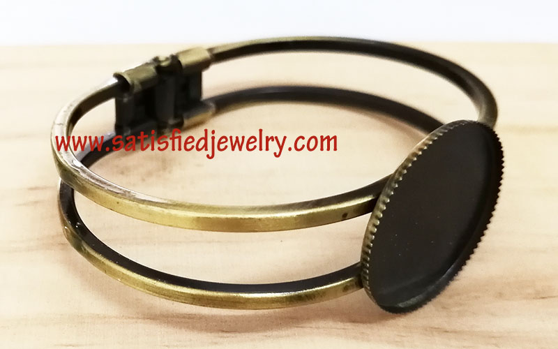 BANGLE0022 - 2.jpg