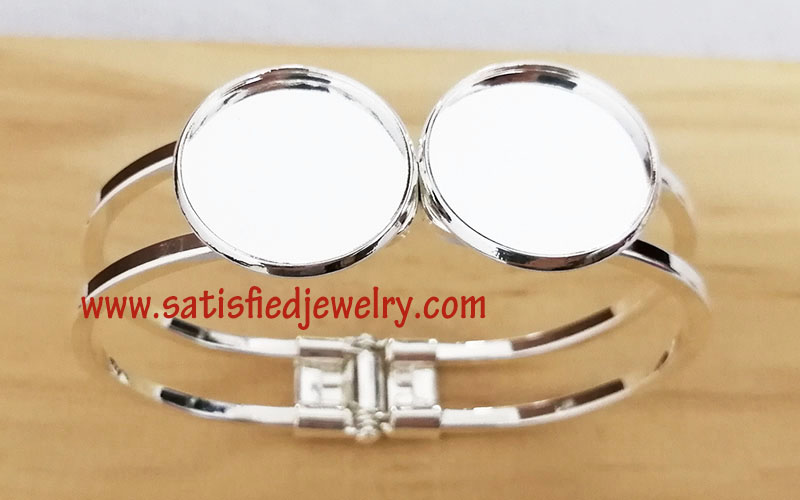 BANGLE0017 - 6.jpg BANGLE0017 - 6.jpg