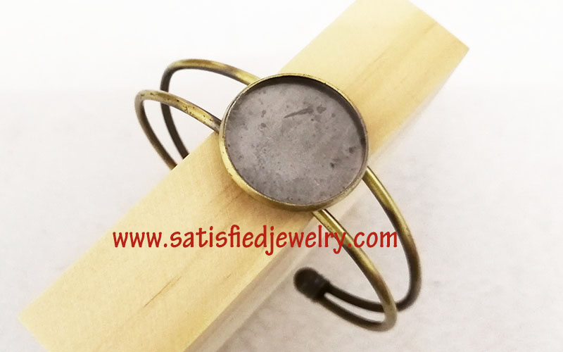 BANGLE0011 - 5.jpg