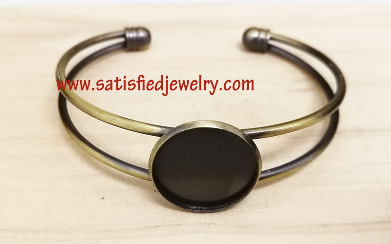 BANGLE0007 - 1.jpg