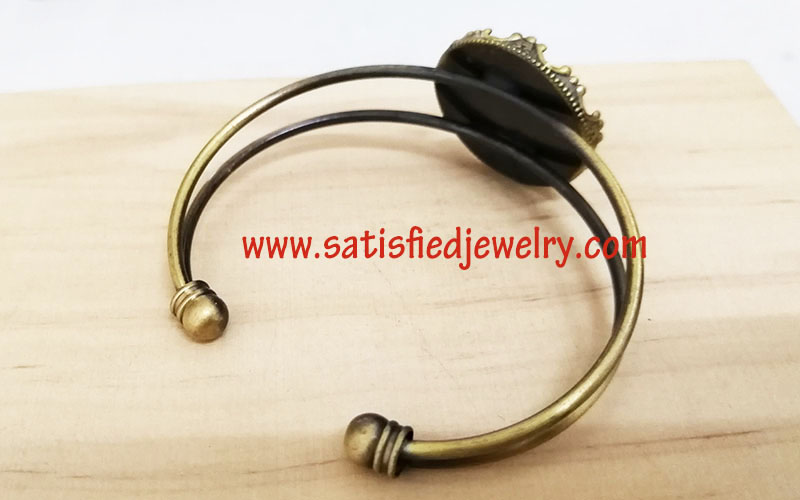 BANGLE0003 - 3.jpg