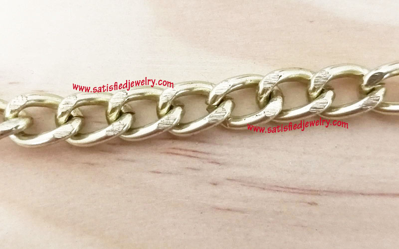 CHAIN0054.jpg