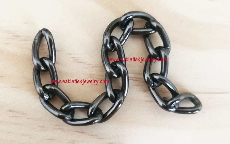 CHAIN0023.jpg