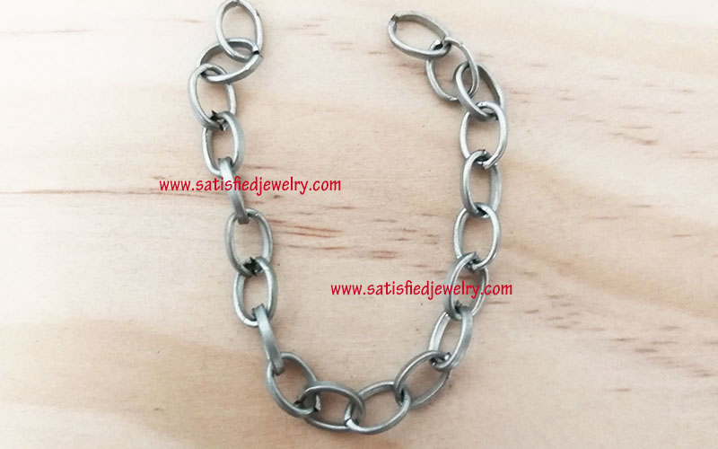 CHAIN0108 - 2.jpg