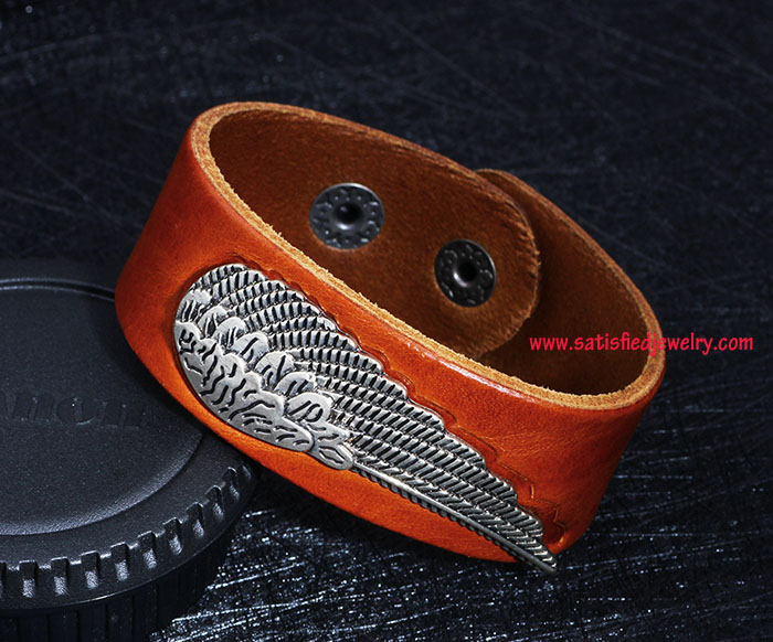 RLEATHER0063 - 3.jpg