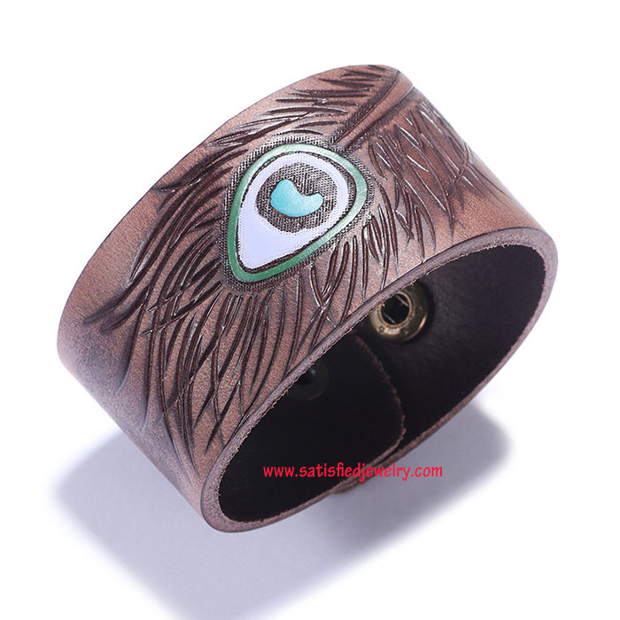 RLEATHER0101 - 3.jpg