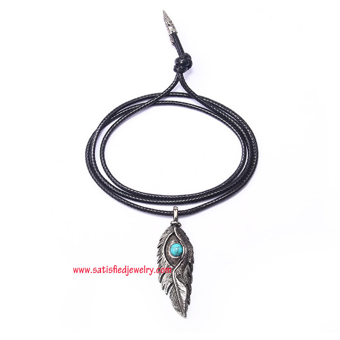 NECKLACE0009 - 3.jpg