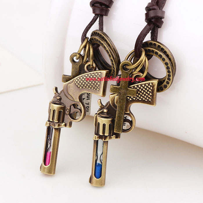 NECKLACE0035 - 2.jpg