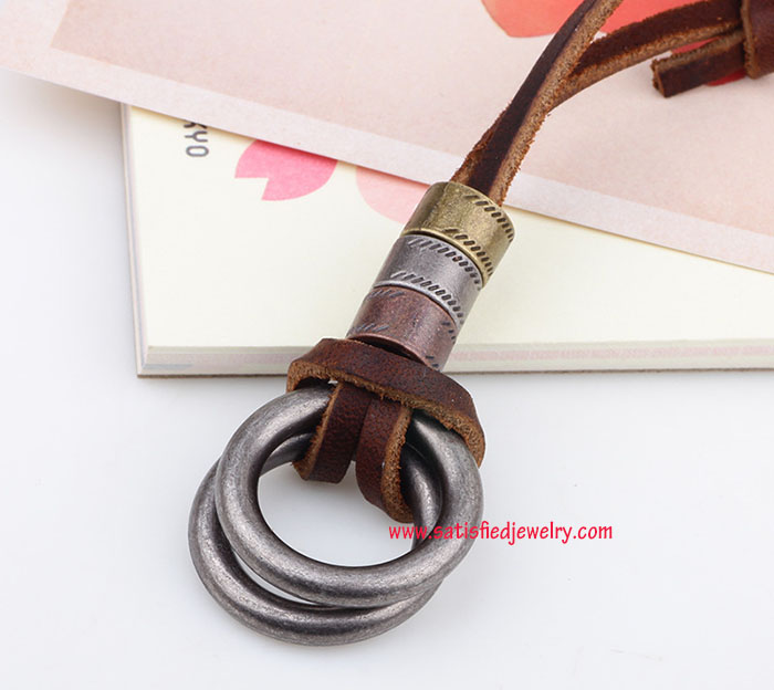 NECKLACE0037 - 3.jpg