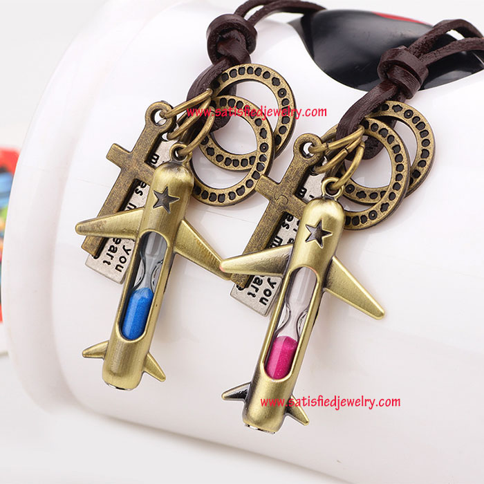 NECKLACE0051 - 2.jpg