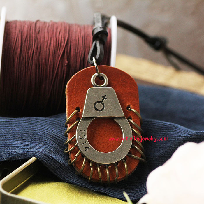 NECKLACE0065 - 1.jpg