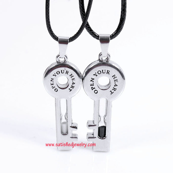 NECKLACE0071 - 3.jpg