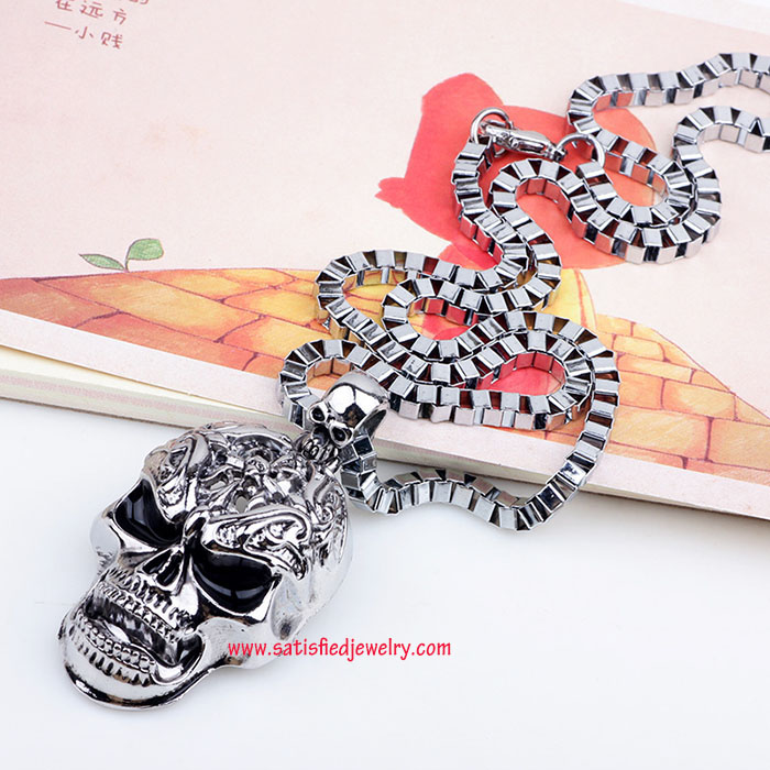 NECKLACE0076 - 3.jpg