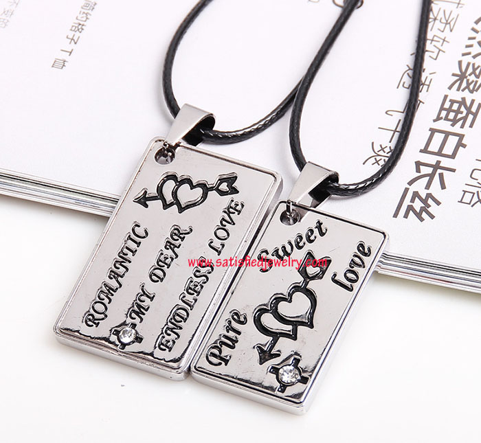 NECKLACE0134 - 2.jpg