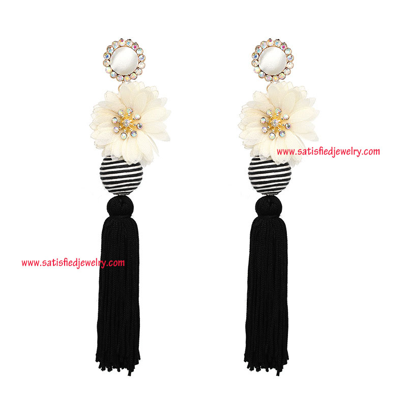 TASSEL0004 - 5.jpg
