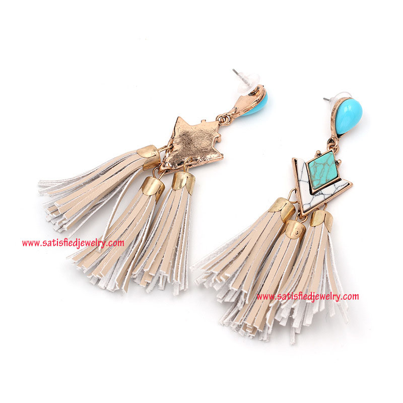 TASSEL0038 - 4.jpg