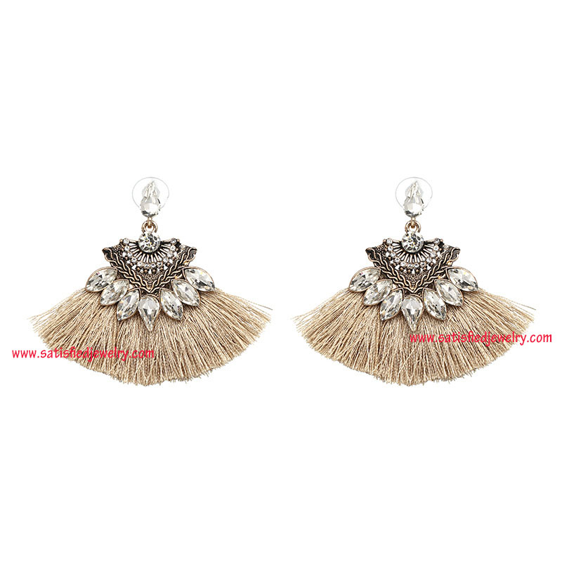TASSEL0048 - 5.jpg